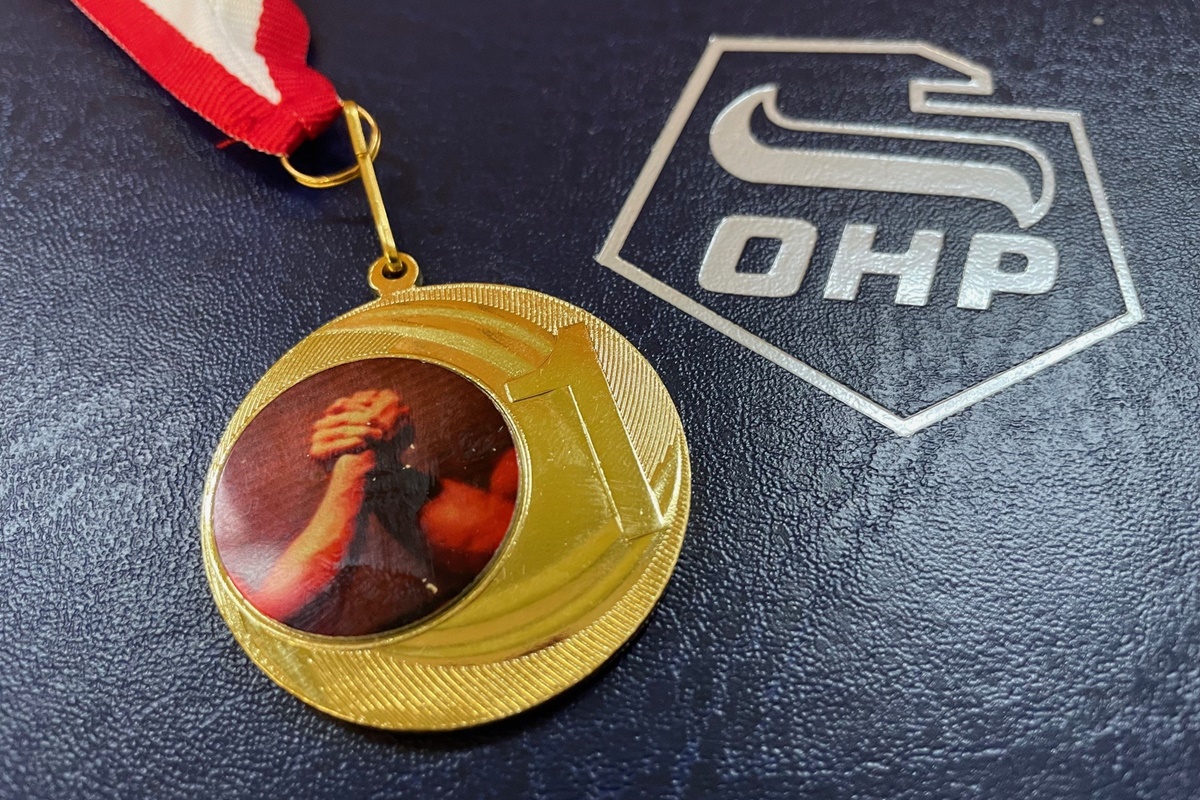 Wojewódzkie Mistrzostwa OHP w Armwrestling – czyli „zapasy na ręce”