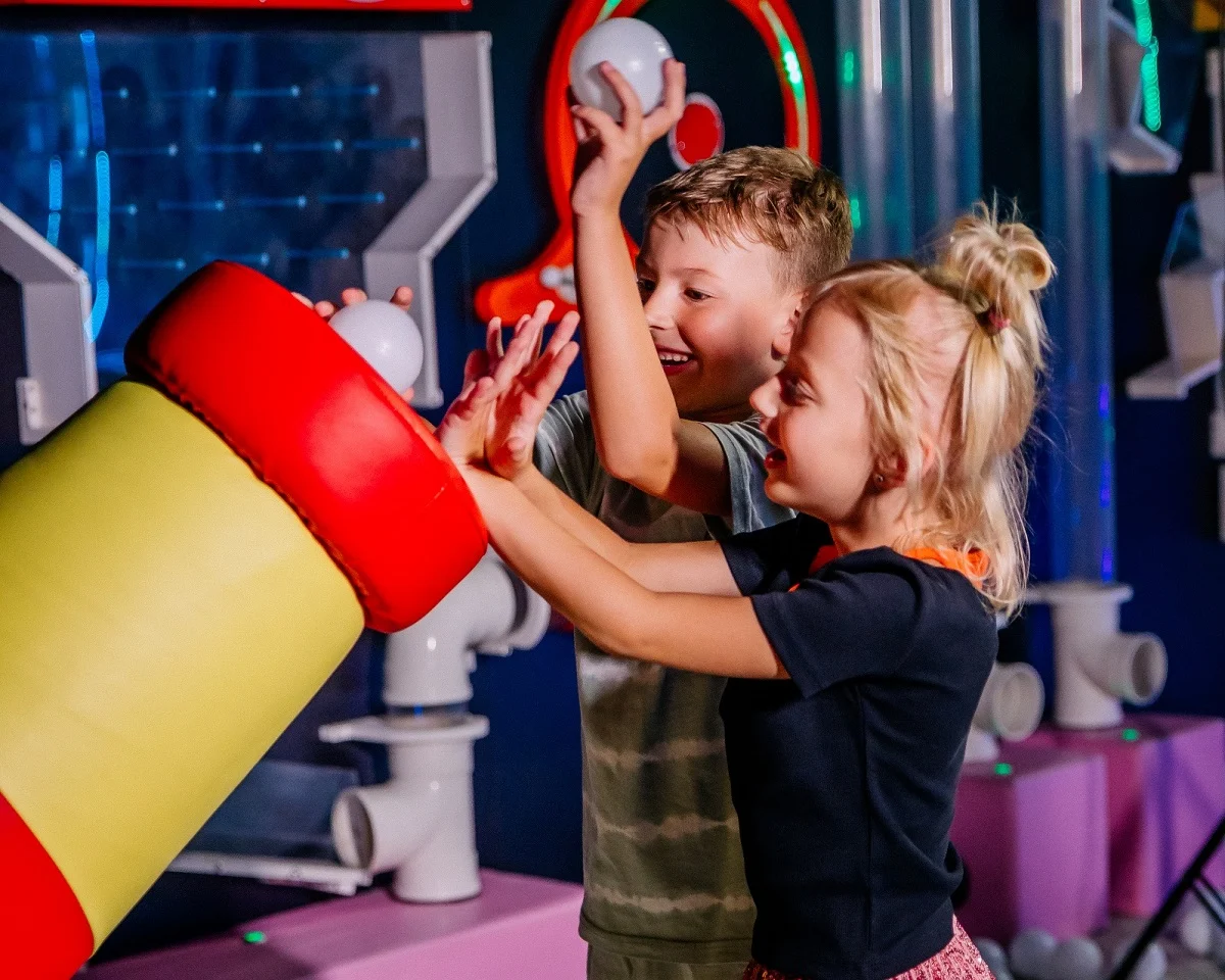 POZNAJ 3 SPOSOBY na spędzenie czasu z dziećmi w upał i obudź swoją wyobraźnię!