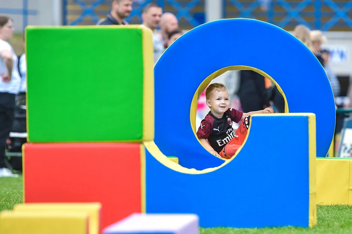 Spartakiada 2024: Młodzi chorzowianie podbijają Stadion Miejski!