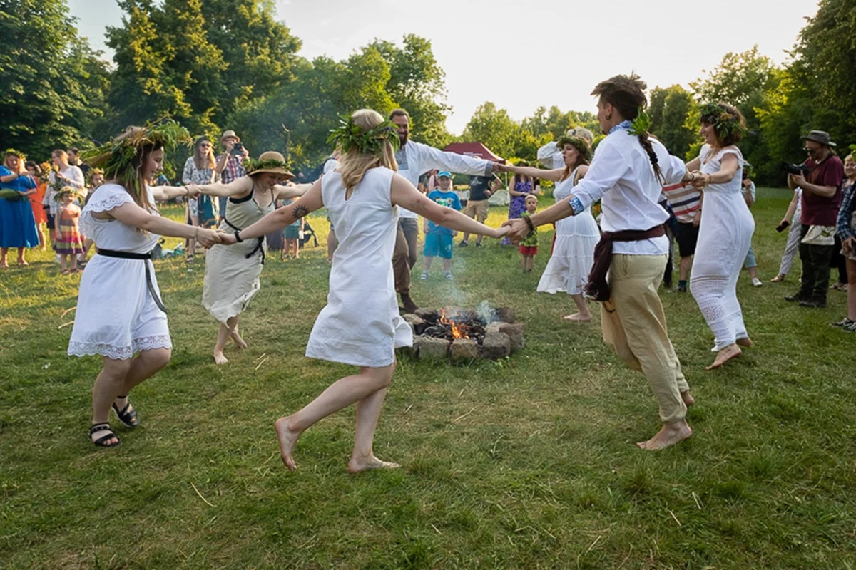 Noc Kupały w Chorzowie: tradycja i zabawa w Górnośląskim Parku Etnograficznym
