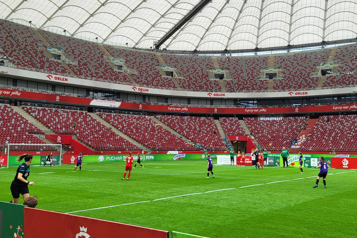 Chorzowskie dziewczęta z SP 17 wicemistrzyniami Polski w Pucharze Tymbarku!