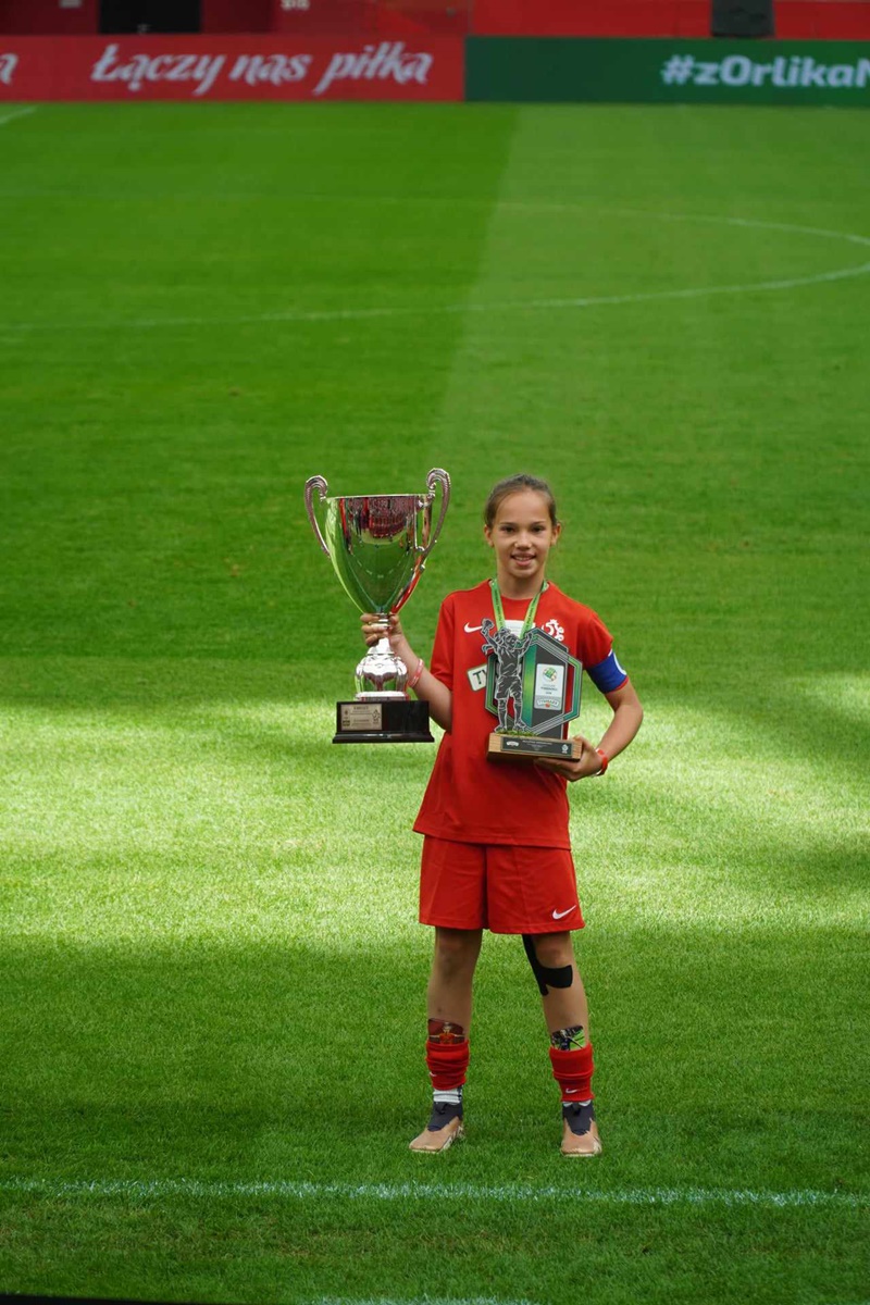 Chorzowskie dziewczęta z SP 17 wicemistrzyniami Polski w Pucharze Tymbarku!