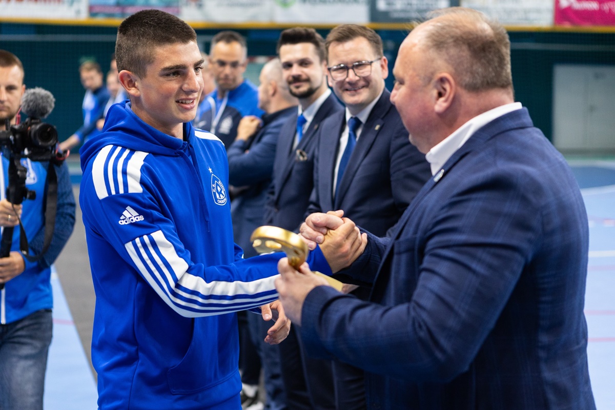 Gala Młode Cieśliki. Święto Młodych Piłkarzy w Hali MORiS Chorzów