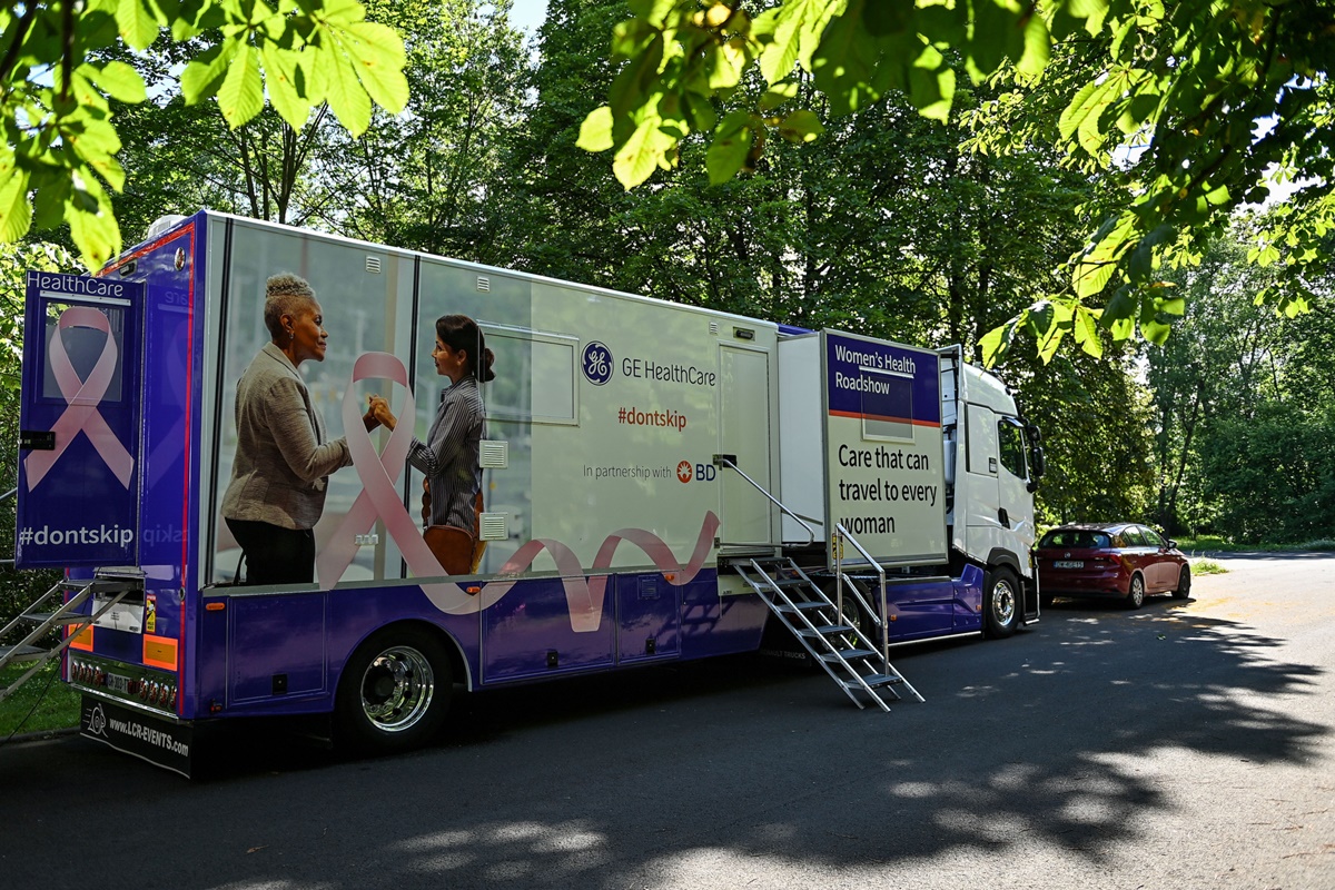 150 badań piersi pod Stadionem Śląskim!