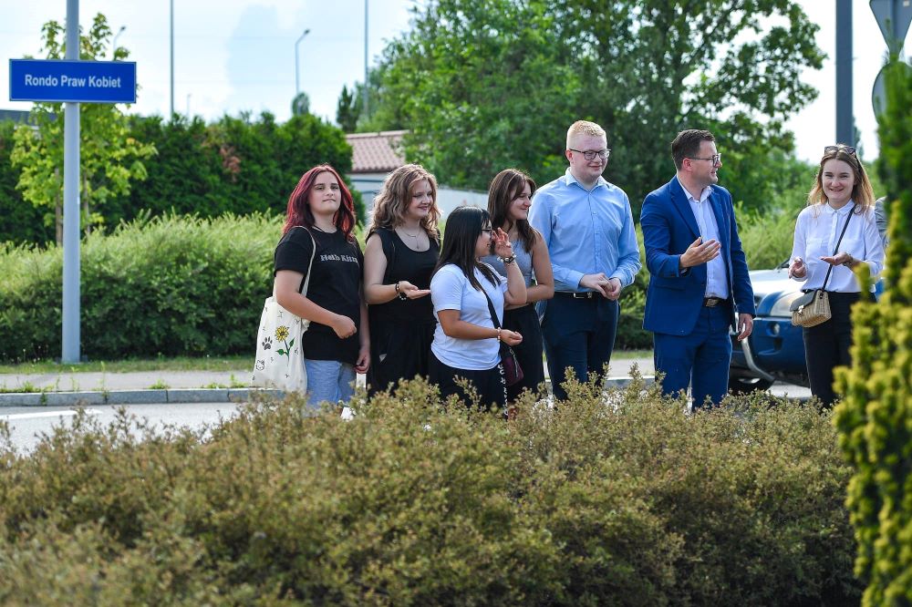 Na Rondzie Praw Kobiet powstanie symboliczna łąka kwietna!