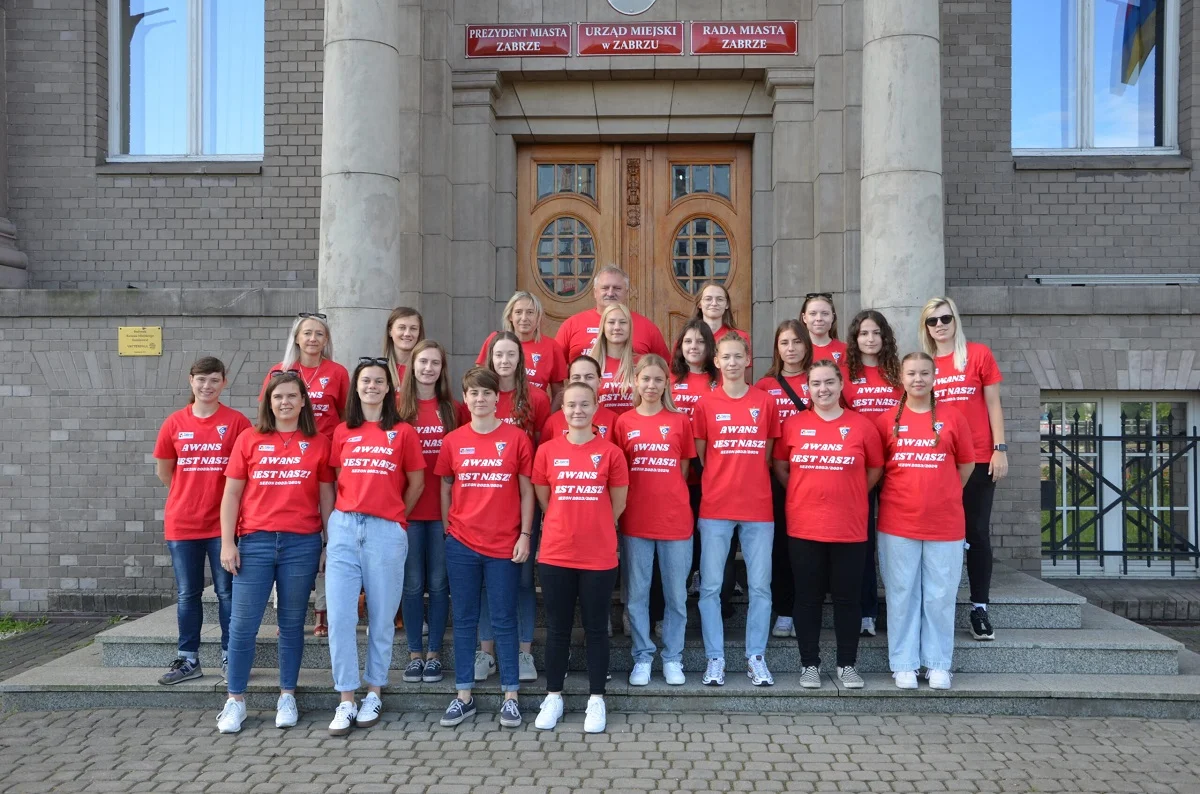 Zabrze dumne z sukcesu piłkarek nożnych! [FOTO]