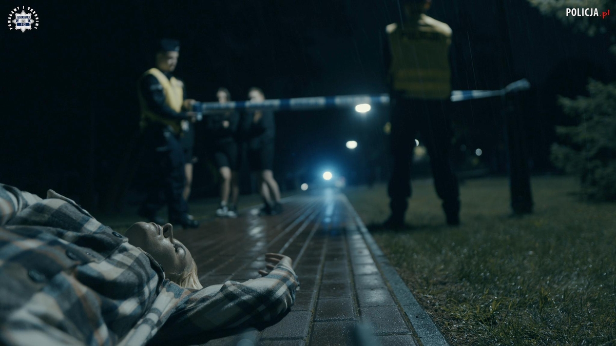 Policja stworzyła spot "Nie bądź zombi! Twój przeciwnik cheatuje"