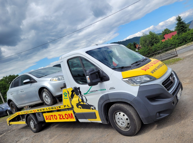 ŁOMZIK Stacja demontażu pojazdów