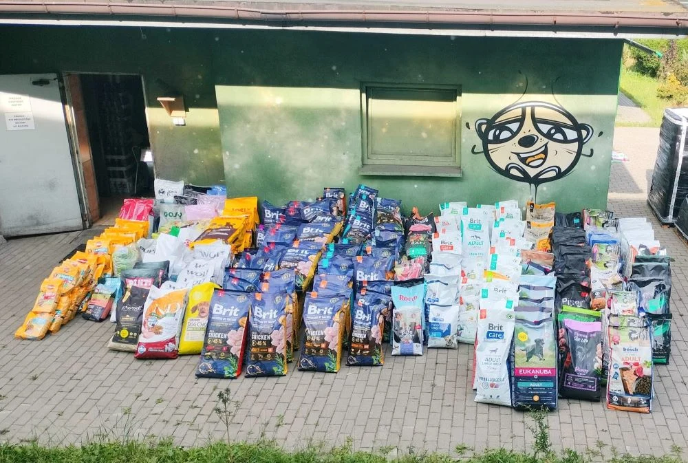 „Fauna” dziękuje hojnym darczyńcom za zapasy karmy!