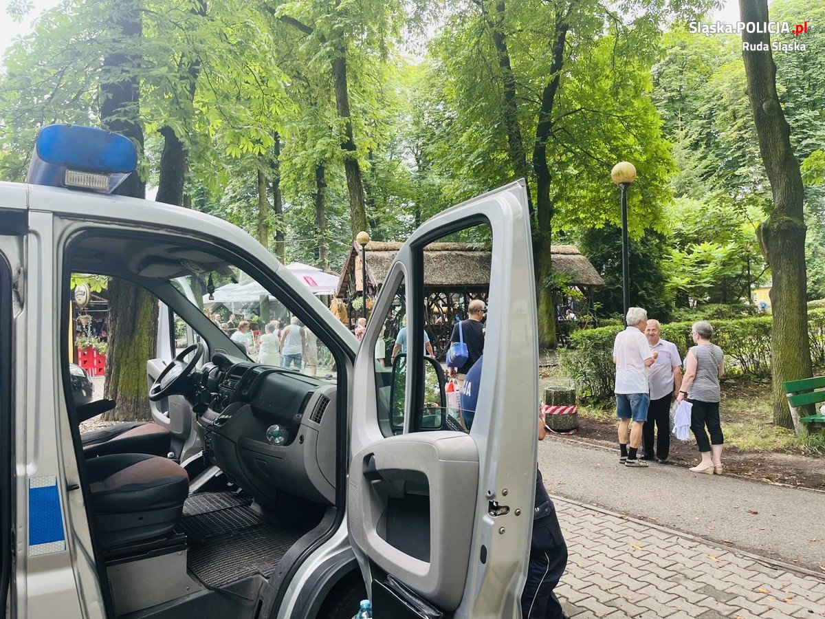 Policja z Wirku promowała bezpieczeństwo na Ogrodzie Śniadaniowym w ŚTI