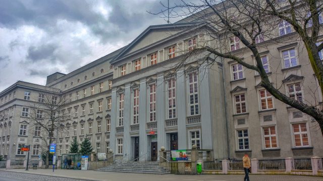 ZUS - Zakład Ubezpieczeń Społecznych