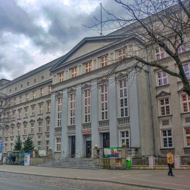 ZUS - Zakład Ubezpieczeń Społecznych