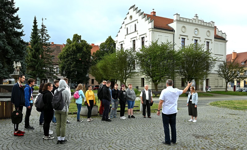 Studenci Uniwersytetu Śląskiego w ramach praktyk odwiedzili Pyskowice