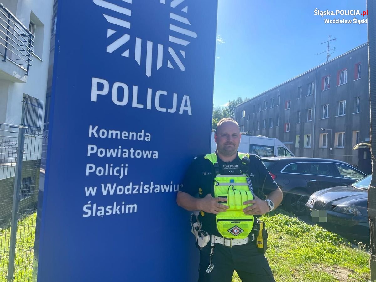 Policjant na urlopie zatrzymał nieuprawnionego kierowcę!