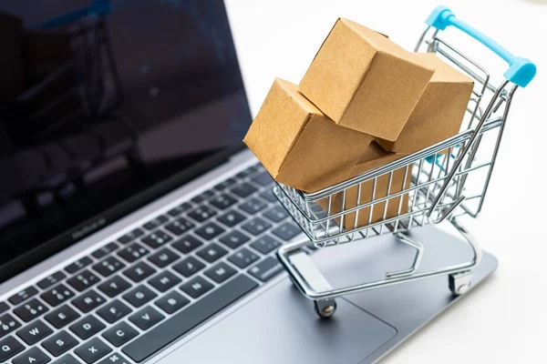 Jak zautomatyzować proces wysyłki zamówień w ecommerce?