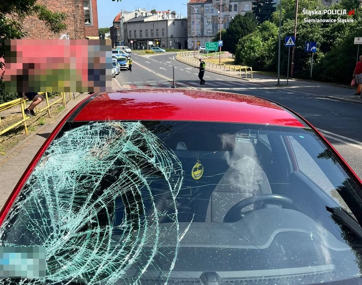 Dramatyczny wypadek w Siemianowicach Śląskich: Starsze małżeństwo potrącone na pasach