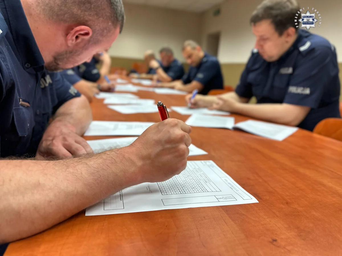 Mysłowiccy policjanci rywalizują w XIV edycji „Dzielnicowego Roku”