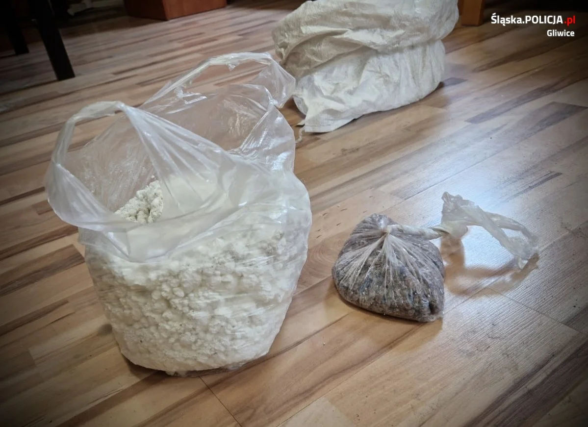 Policjanci z Gliwic zabezpieczyli ponad 3,5 kg substancji psychotropowych