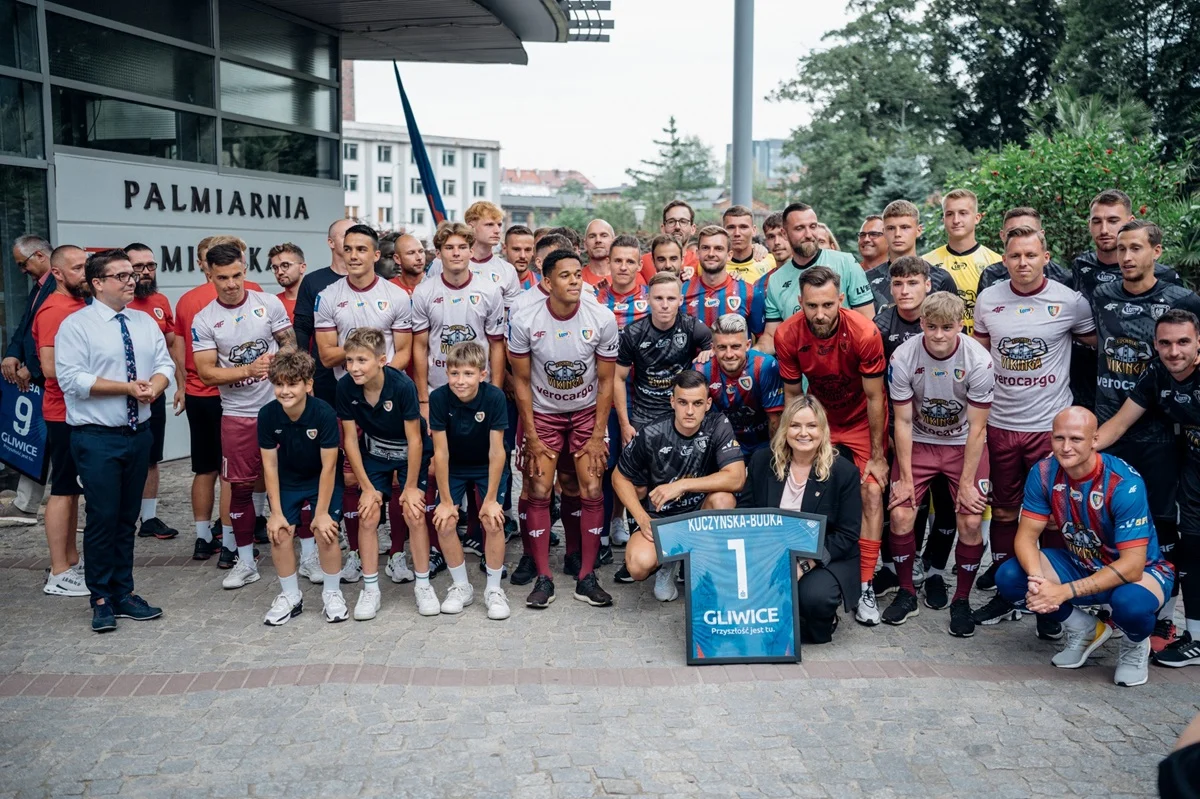 Pokolenia Piasta na prezentacji drużyny w parku Chopina