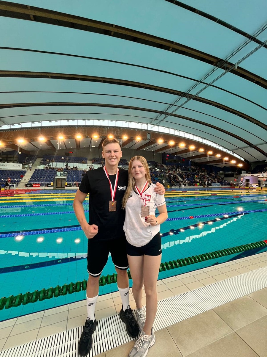 Pływacy „Sikretu” na podium Mistrzostw Polski juniorów