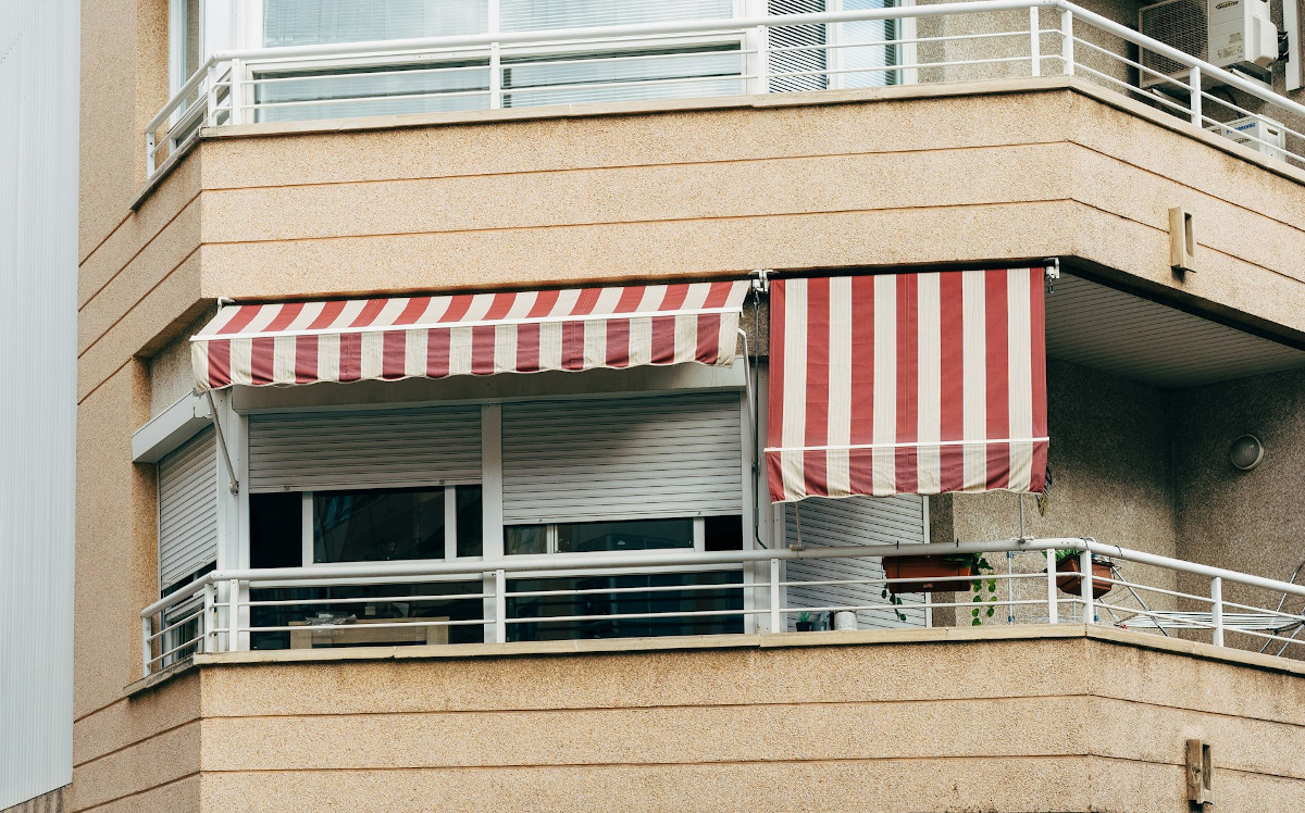 Markizy balkonowe - sprawdź dlaczego warto zamontować?