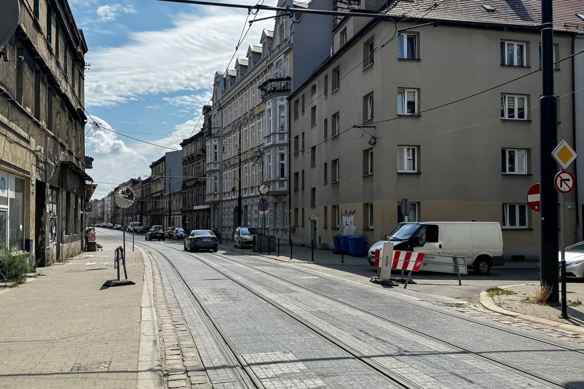 Zmiany w ruchu drogowym: Od dzisiaj remont ul. Katowickiej