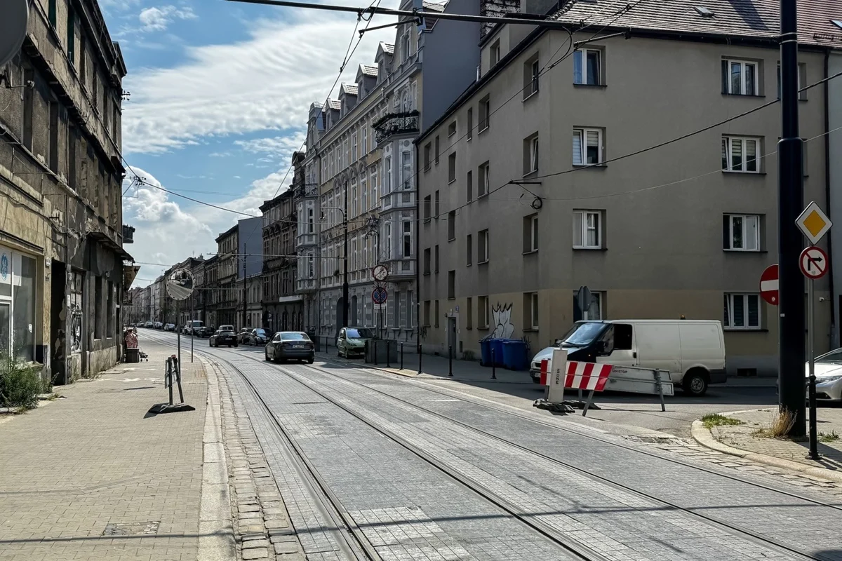 Zmiany w ruchu drogowym: Od dzisiaj remont ul. Katowickiej