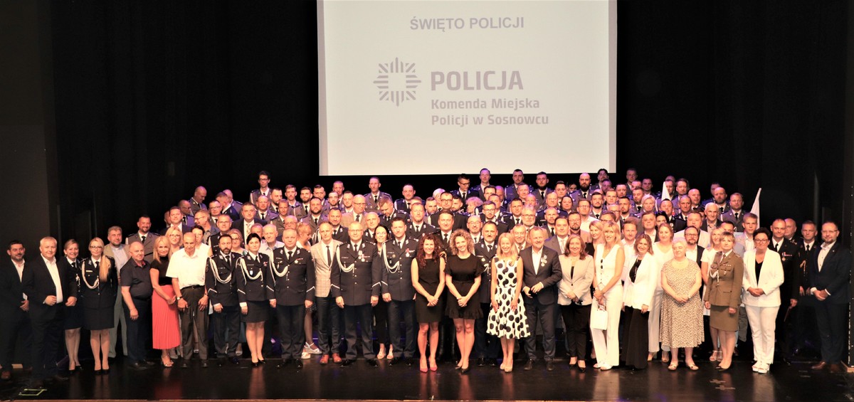 104 sosnowieckich policjantów otrzymało mianowania na wyższy stopień policyjny