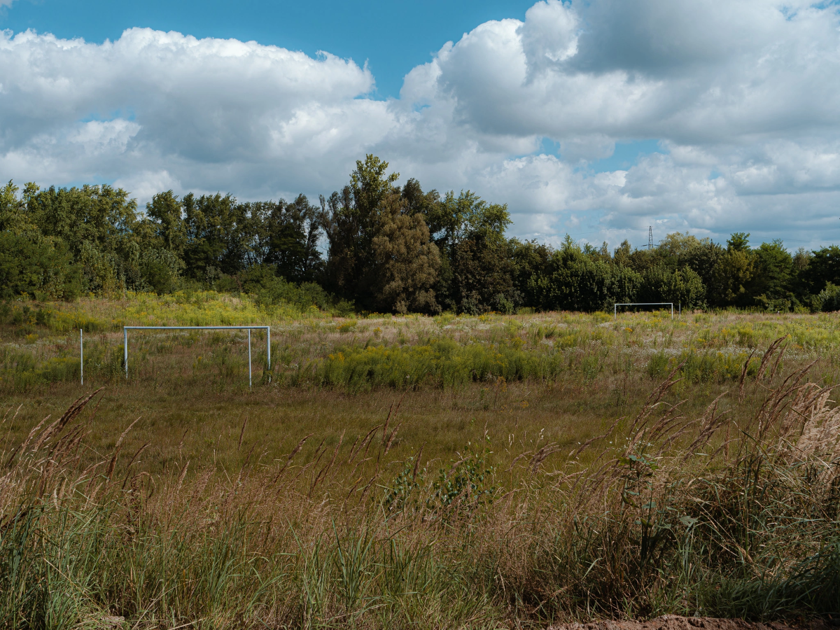 W miejscu dawnego stadionu w Klimontowie powstanie kryte boisko warte 14 mln zł!