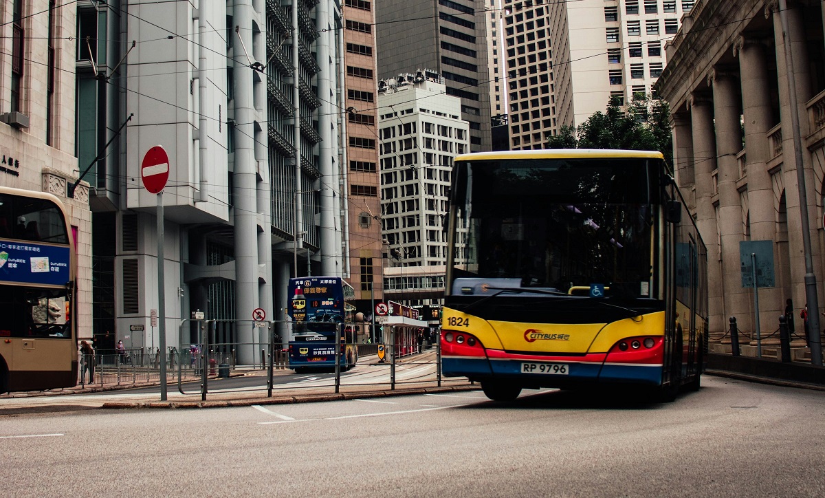Jak szybko i tanio dojechać do Holandii?