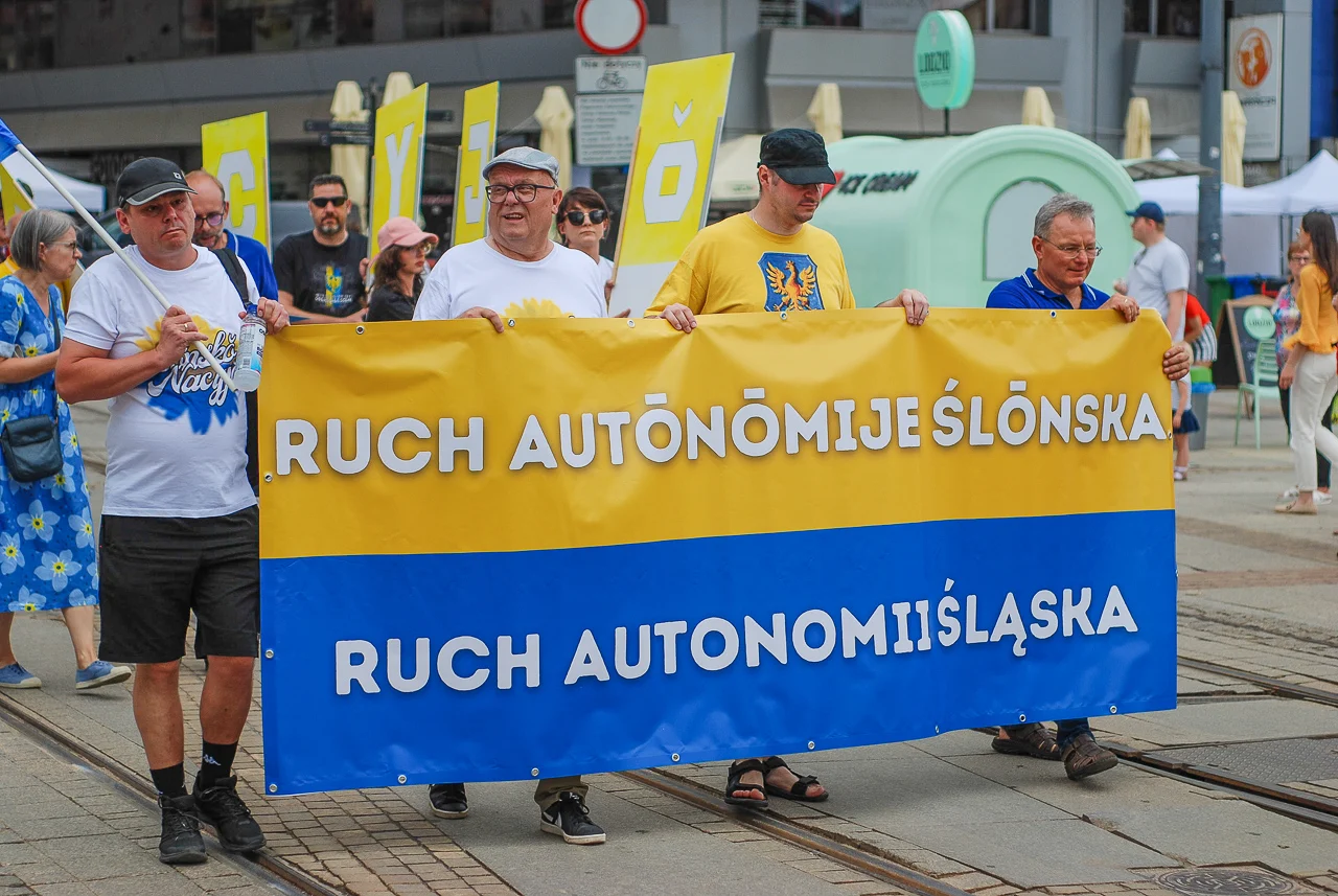 Ślązacy wyszli na ulice. Marsz Autonomii Śląska 2024 [FOTORELACJA]