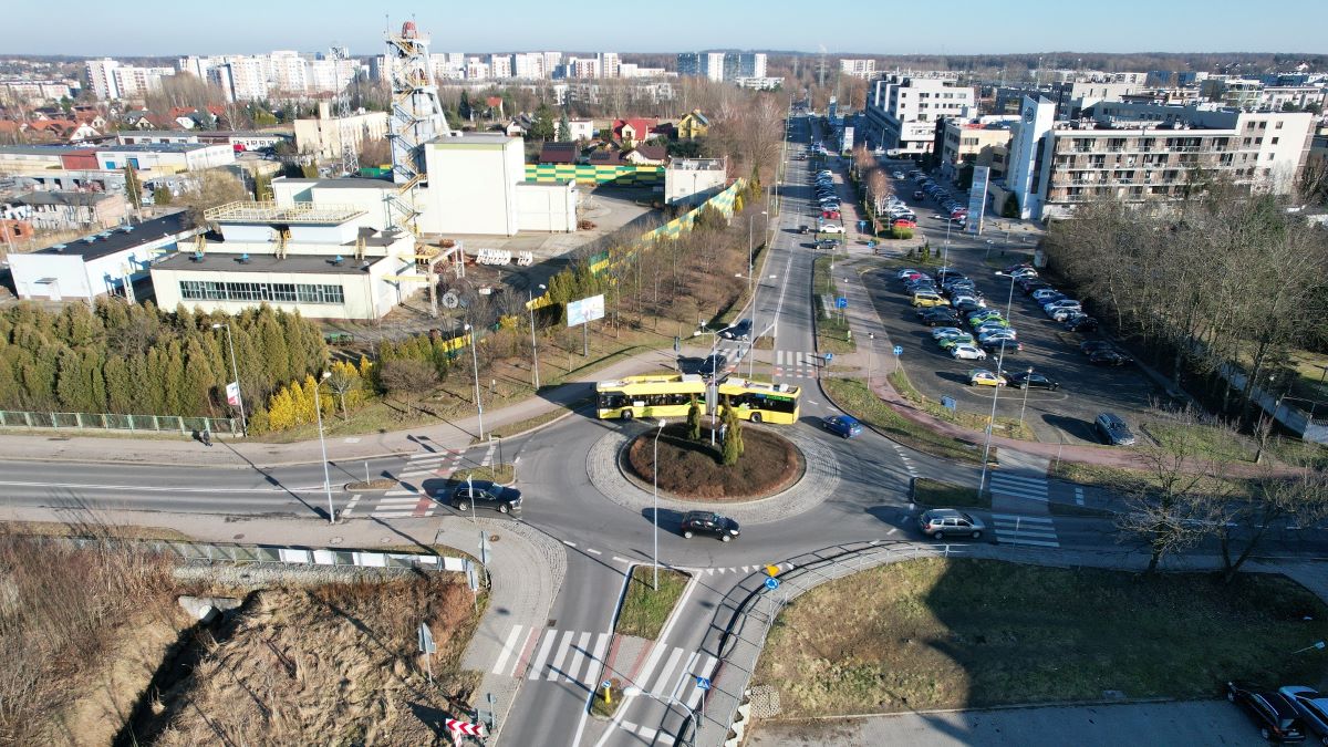 Tymczasowa organizacja ruchu w obrębie ronda przy Armii Krajowej i Bażantów