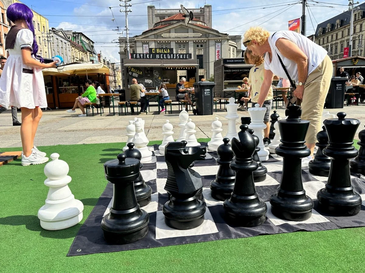 Od dziś ruszają Wakacyjne Rozgrywki Szachowe na katowickim Rynku!