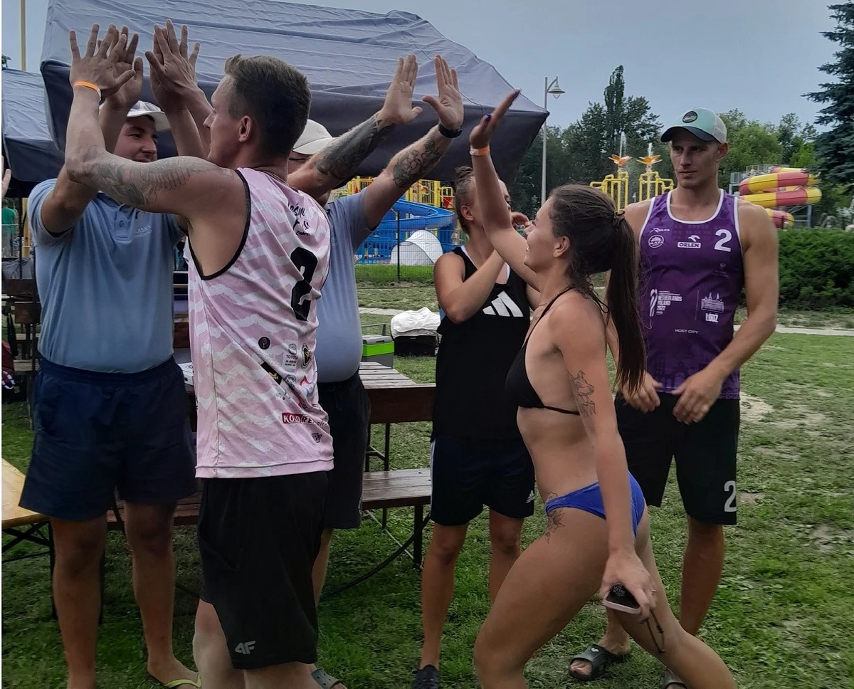 9. Otwarte Mistrzostwa Śląska w Siatkówce Plażowej kat. miksty [FOTO]
