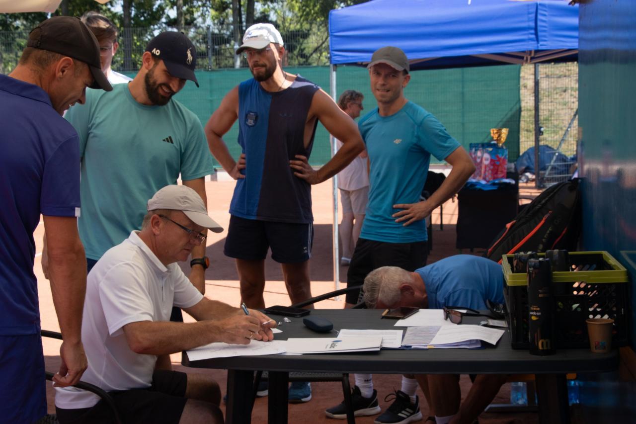 Wakacyjny Turniej Tenisa Ziemnego 24