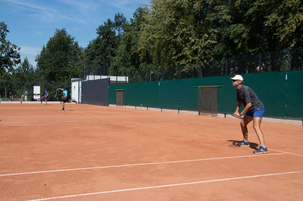 Wakacyjny Turniej Tenisa Ziemnego 28
