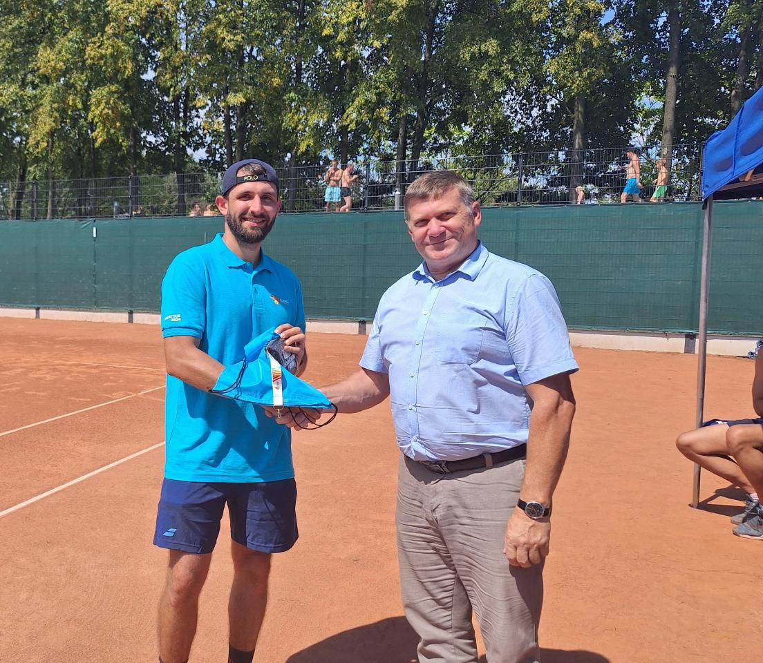 Wakacyjny Turniej Tenisa Ziemnego 38