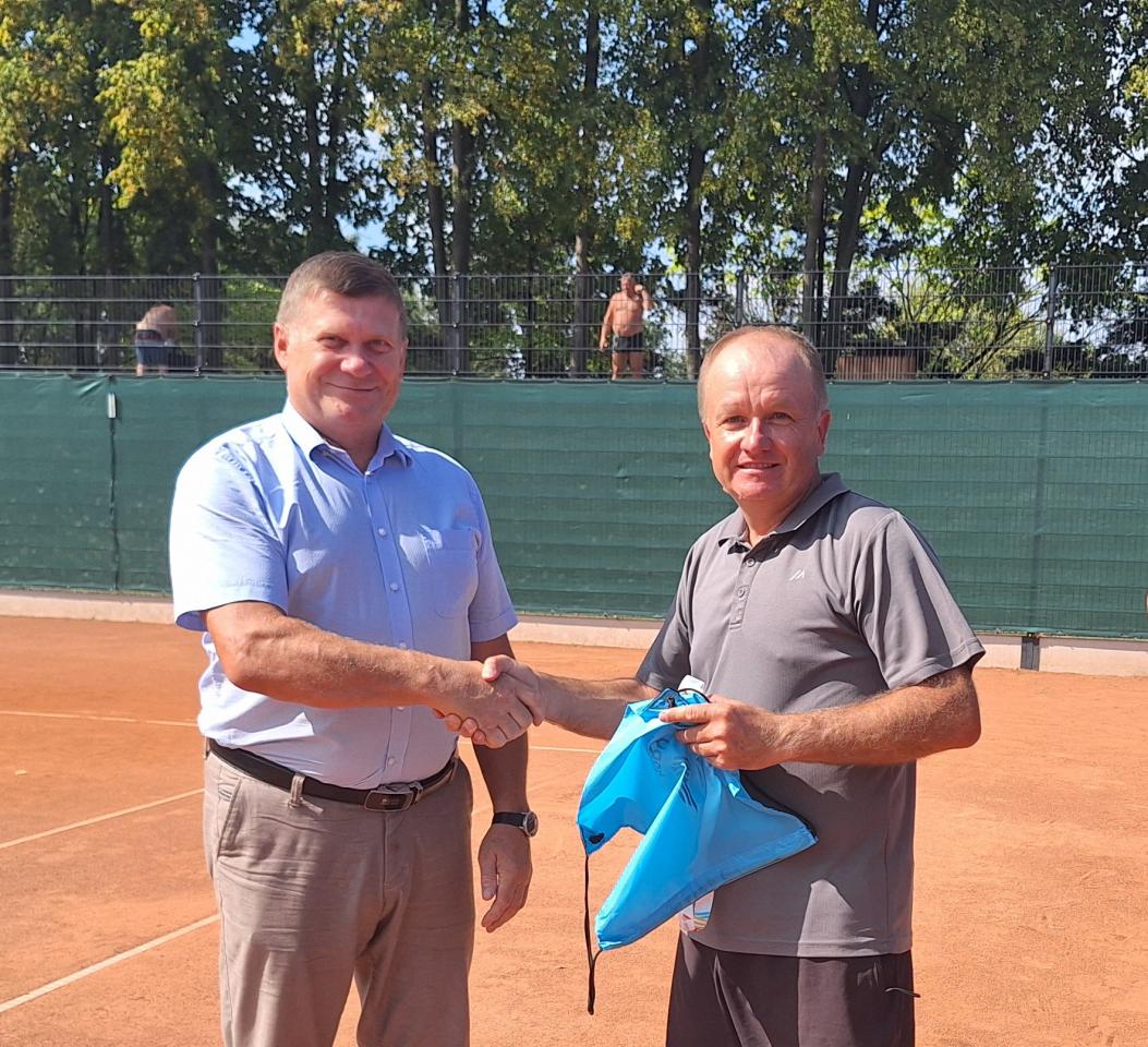 Wakacyjny Turniej Tenisa Ziemnego 39