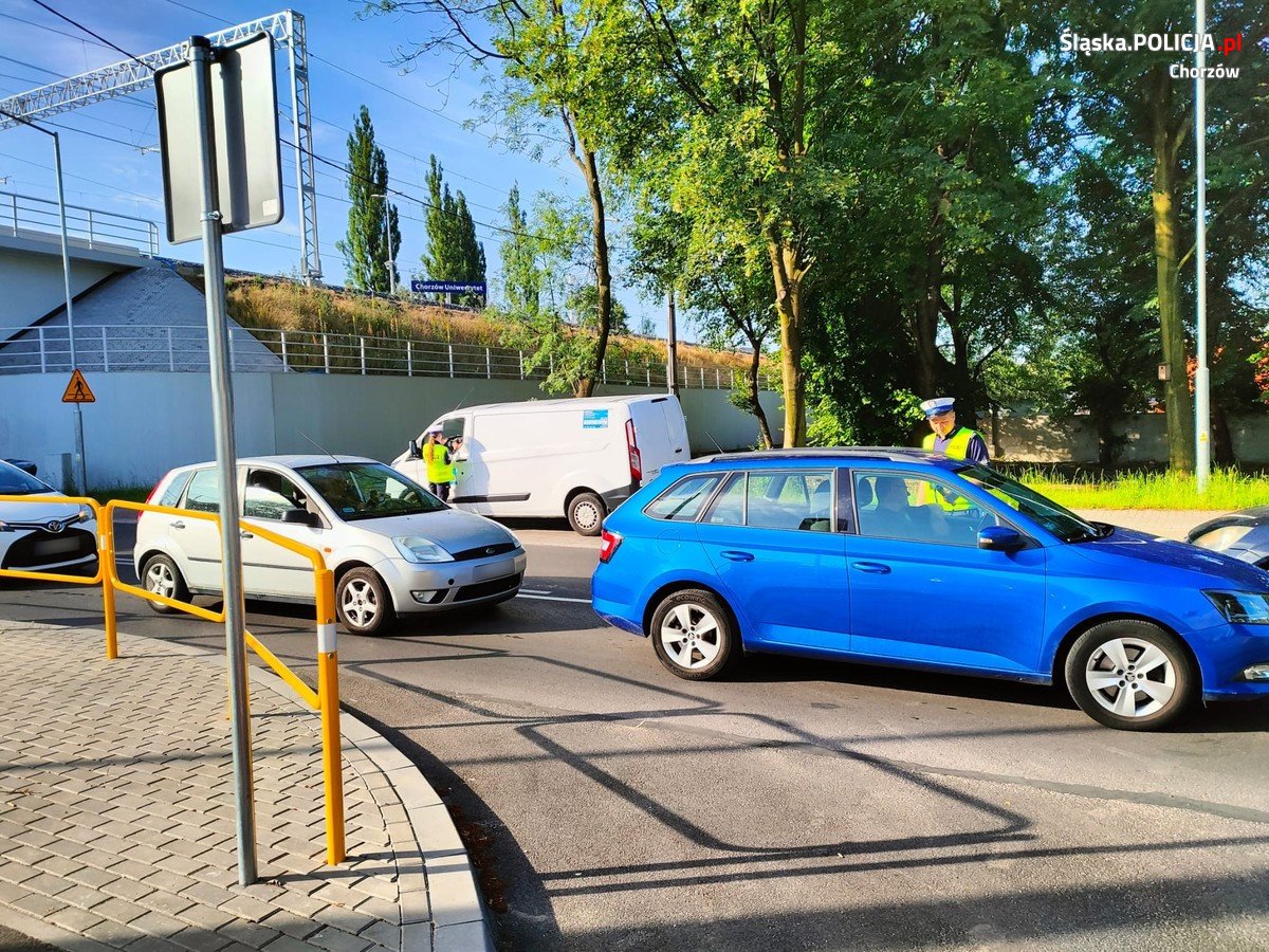 60-latek ze Świętochłowic oraz dwóch mieszkańców Chorzowa na "podwójnym gazie"