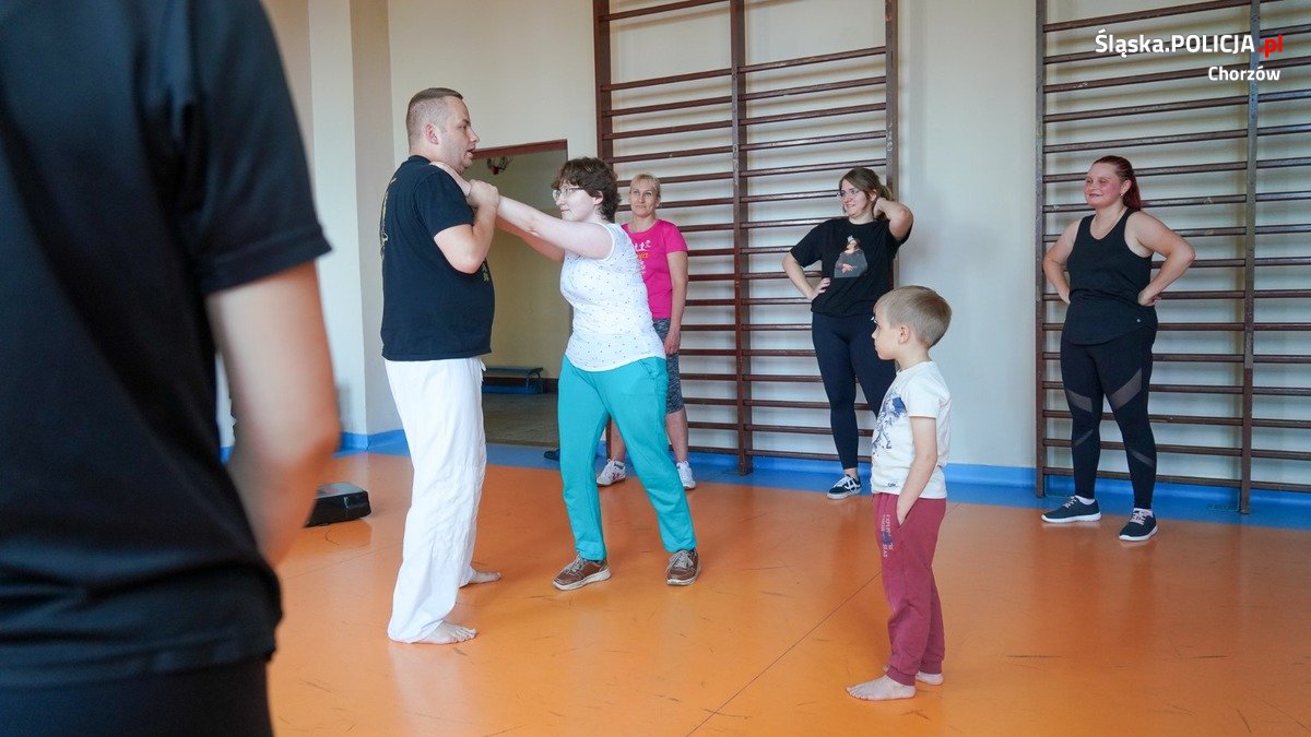 Kurs samoobrony w Chorzowie zakończony sukcesem