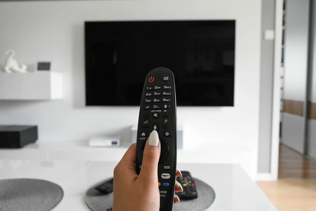 Telewizja i internet — na co zwrócić uwagę przy wyborze dostawcy?