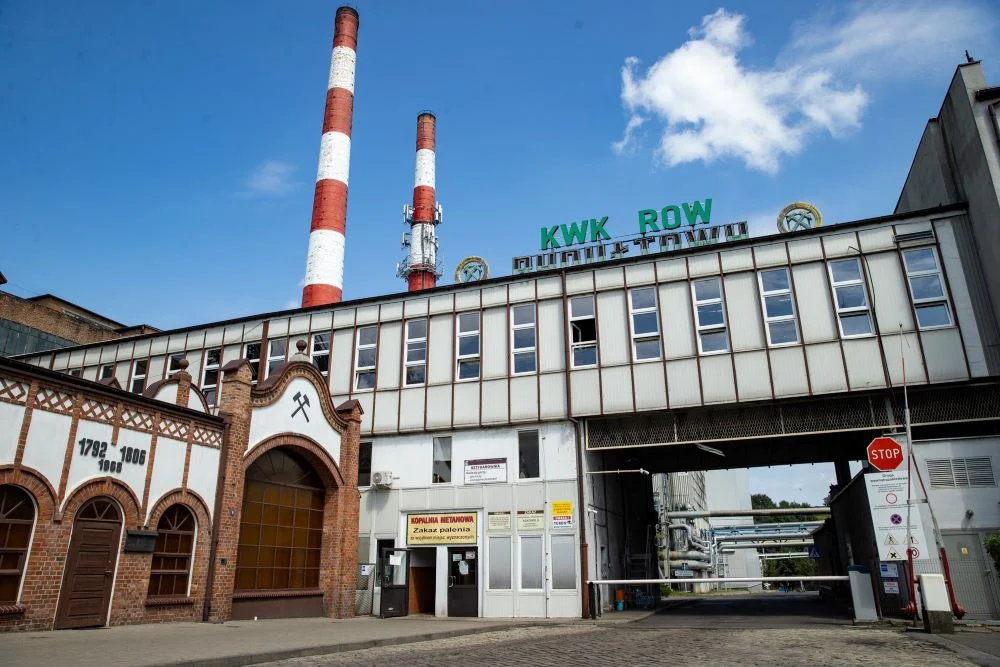 Zaginiony górnik w kopalni Rydułtowy odnaleziony. Mężczyzna żyje!