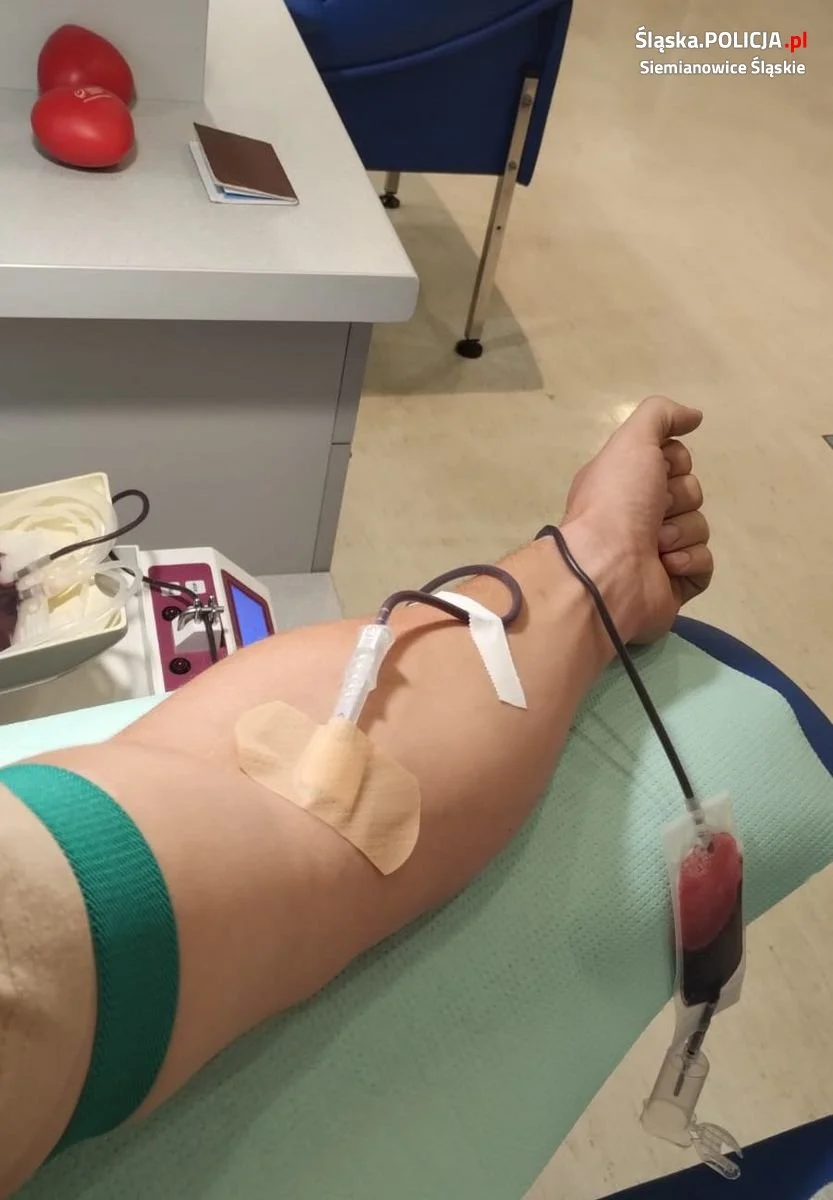 Siemianowicki policjant honorowym dawcą krwi!