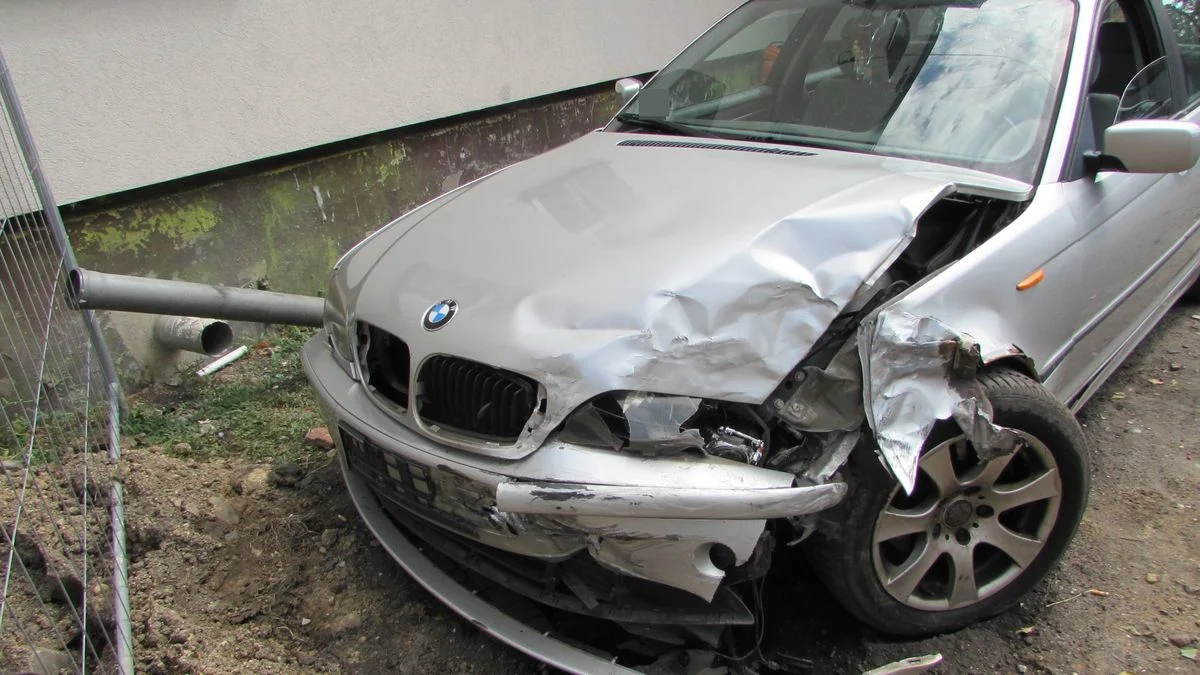 31-latek kierował po alkoholu i doprowadził do wypadku!