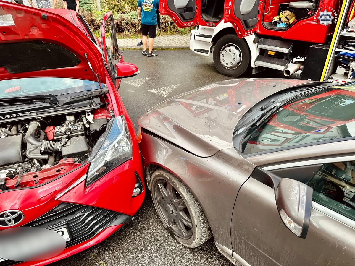 Doszło do wypadku na ul. Chopina w Mysłowicach. Sprawczyni wypadku doznała obrażeń