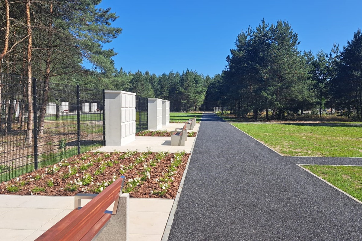 Cmentarz przy ulicy Barwnej w Tychach został rozbudowany