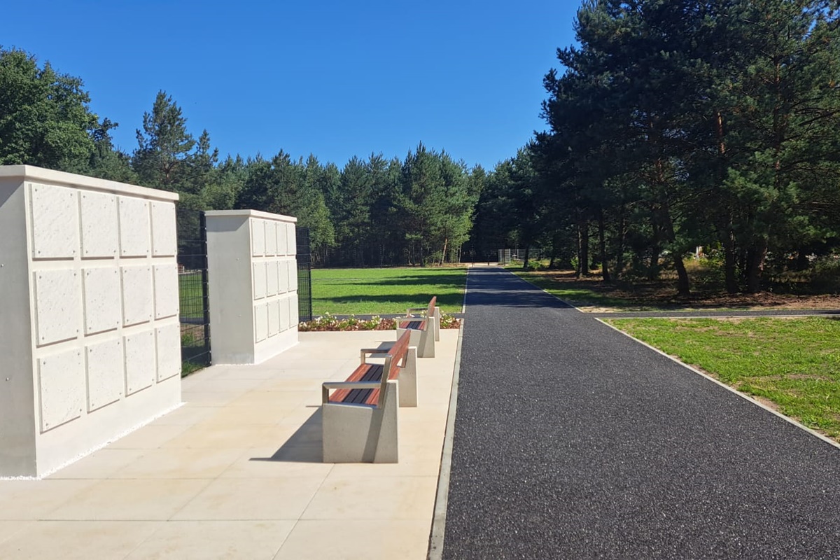 Cmentarz przy ulicy Barwnej w Tychach został rozbudowany