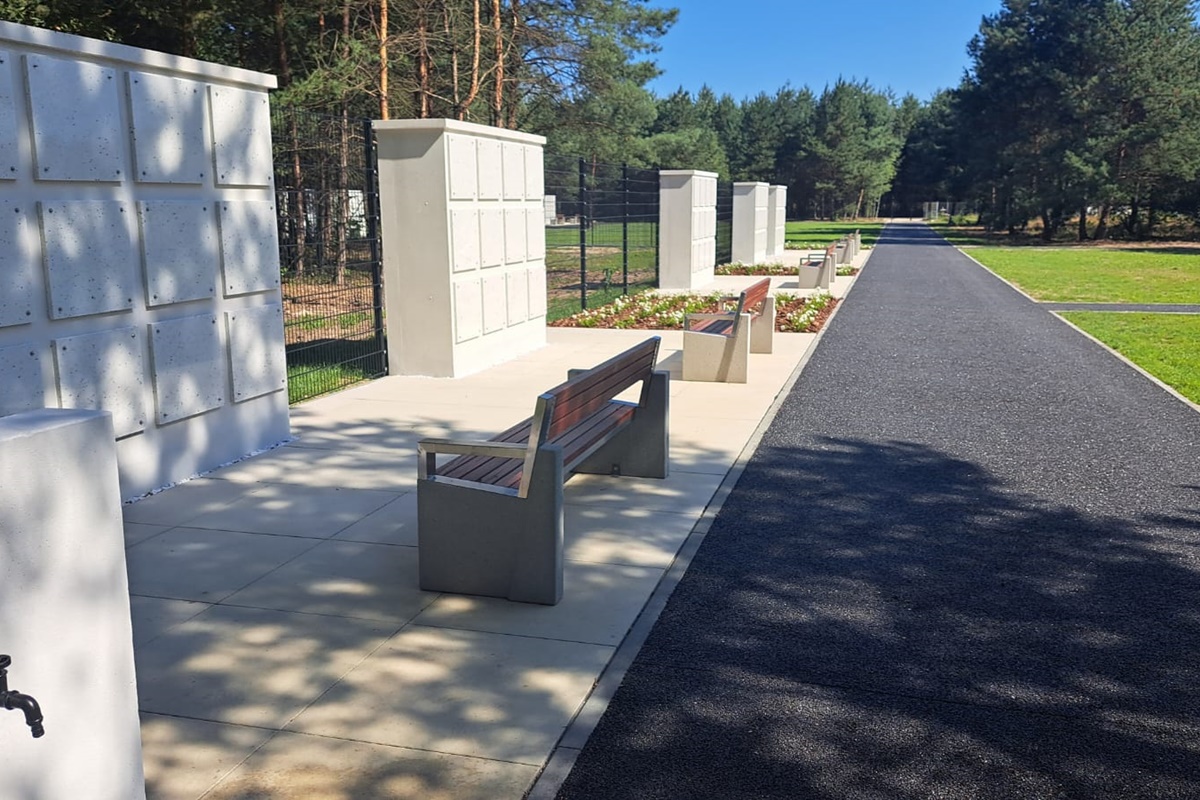 Cmentarz przy ulicy Barwnej w Tychach został rozbudowany