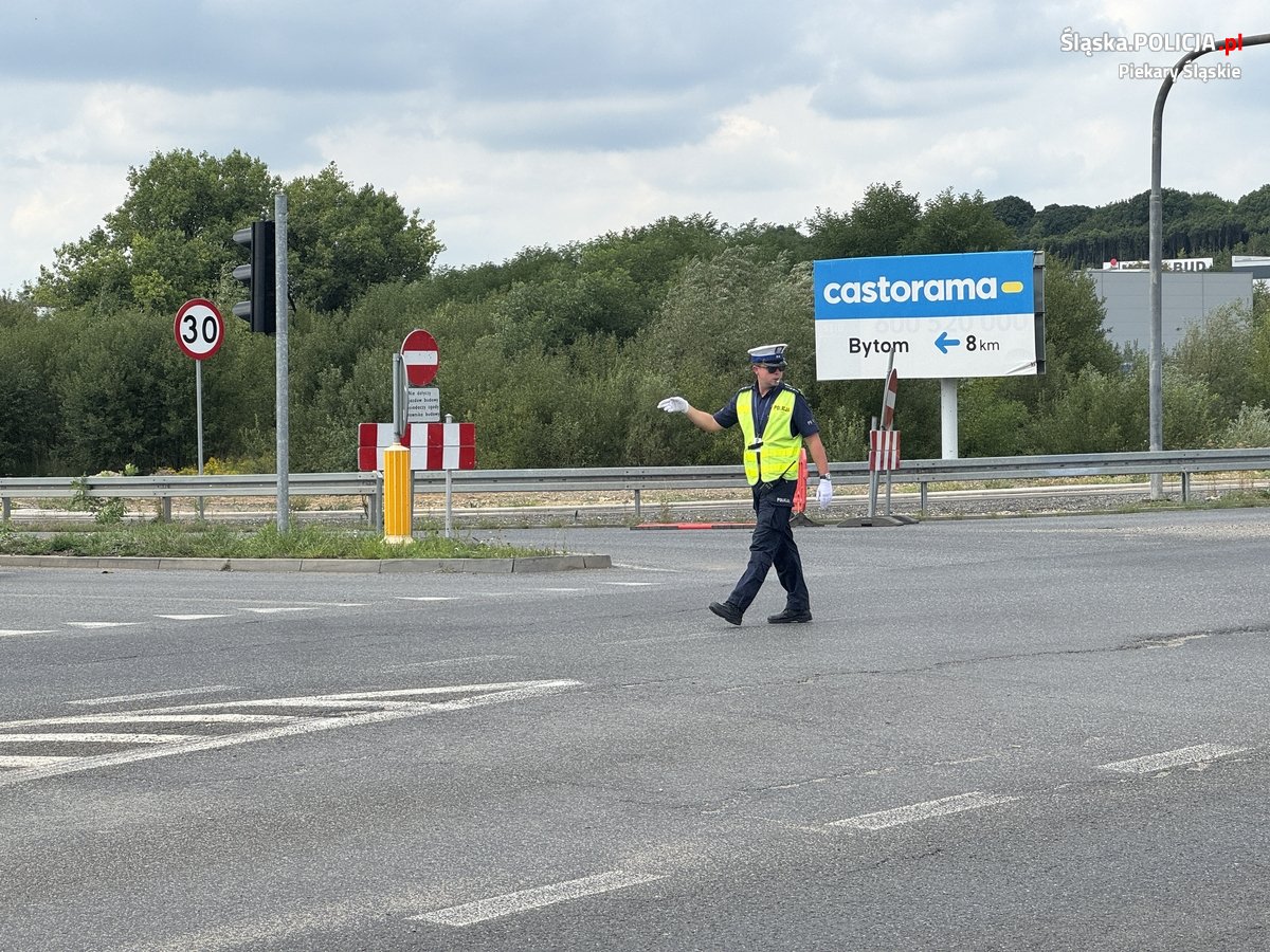 Policjanci zabezpieczali Pielgrzymkę Kobiet i Dziewcząt 9