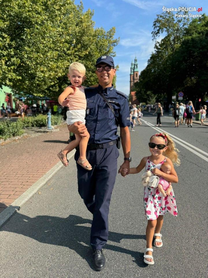 Policjanci zabezpieczali Pielgrzymkę Kobiet i Dziewcząt 10